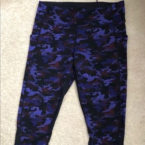 Lululemon Pace Rival Crops